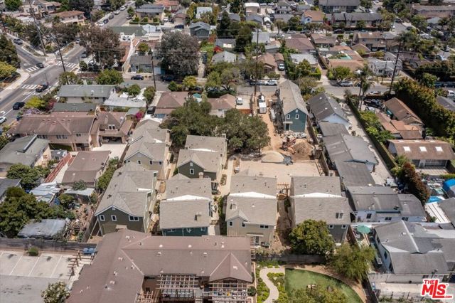 1317 Punta Gorda, Santa Barbara CA: https://media.crmls.org/mediaz/b55de17d-ebf3-454a-b06a-9b6fd7a4a05d.jpg