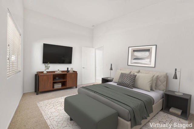 Image 21 of 39 For 83773 Salva Court