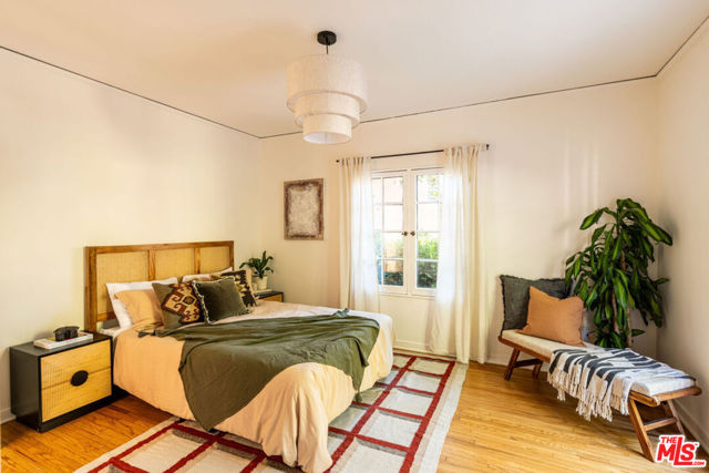 1117 N Avenue 64, Los Angeles CA: https://media.crmls.org/mediaz/b55e1176-8dad-4892-ae48-1edf7661ffcb.jpg