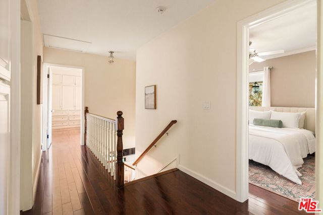 3411 Markridge Road, La Crescenta CA: https://media.crmls.org/mediaz/b55eaee8-dfb9-47e1-b692-95d6187df48f.jpg