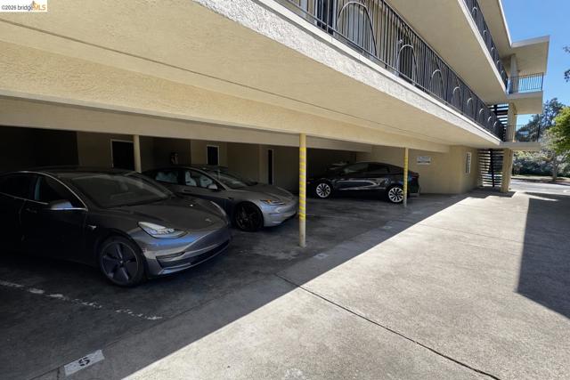 Image 5 of 25 For 2015 Hearst Ave