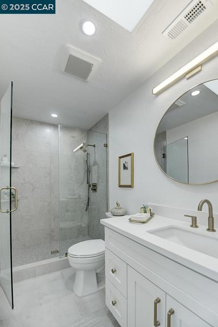 2175 Cactus Ct, Walnut Creek CA: https://media.crmls.org/mediaz/b5612833-ae94-4bca-ab69-5522e13d0c0b.jpg