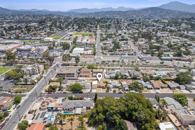 3015 Olive St., Lemon Grove CA: https://media.crmls.org/mediaz/b561992c-a6be-4ccc-a725-4a34fafccbe7.jpg