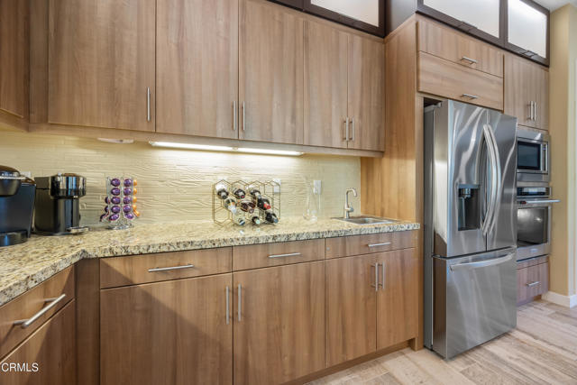 Detail Gallery Image 24 of 73 For 627 E Orange Blossom Way, Azusa,  CA 91702 - 4 Beds | 4/1 Baths