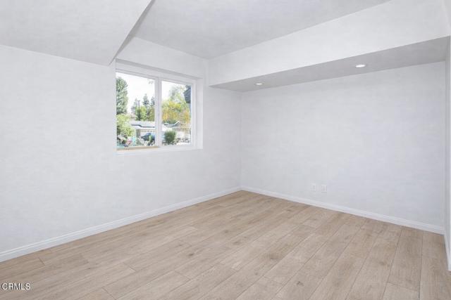 Detail Gallery Image 5 of 5 For 639 Calle Tulipan, Thousand Oaks,  CA 91360 - 4 Beds | 2 Baths