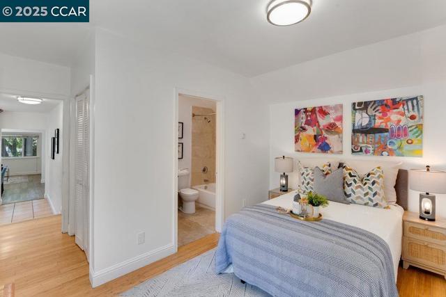 2154 35Th Ave, Oakland CA: https://media.crmls.org/mediaz/b562f3e2-87bb-4407-92ef-22587bc71b5f.jpg