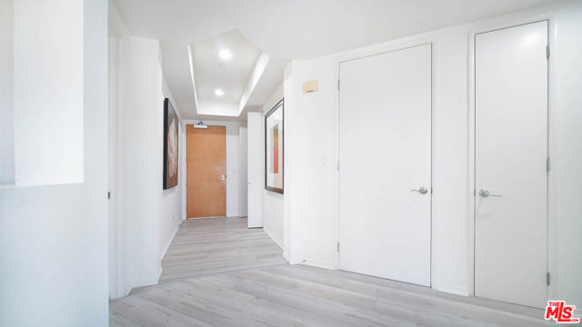 12222 WILSHIRE Boulevard, Los Angeles CA: https://media.crmls.org/mediaz/b563419b-fc77-473b-91ab-12acd4f2ca96.jpg