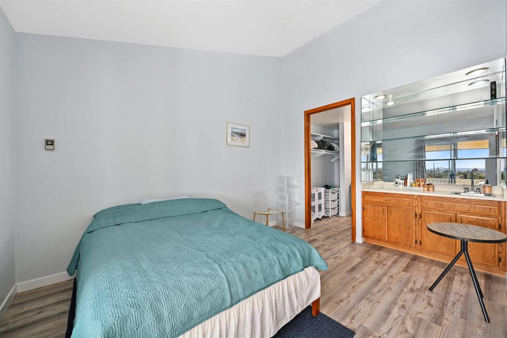 1855 Diamond St - photo 10