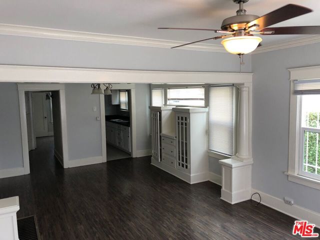 1604 La Fayette Road, Los Angeles CA: https://media.crmls.org/mediaz/b563ef4a-6c05-45b5-8817-8ffadde3d2f1.jpg