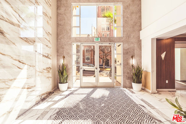 1759 N Gower Street, Los Angeles CA: https://media.crmls.org/mediaz/b5647006-a983-4fb6-8556-0350de976f05.jpg