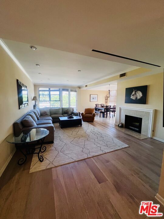 11700 Iowa Avenue #202