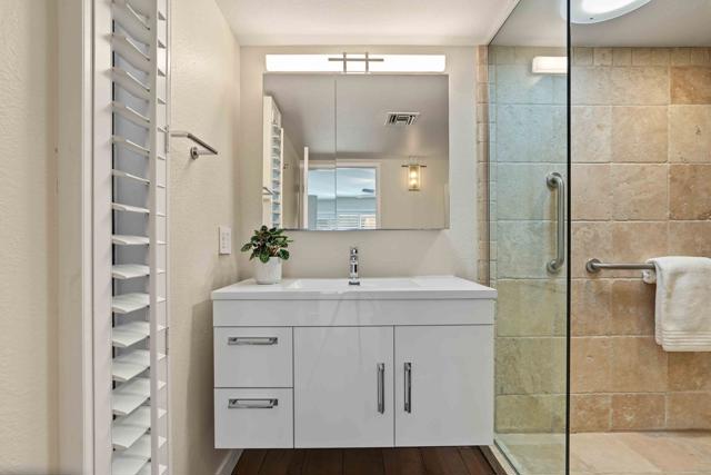 4881 S Winners Circle #B, Palm Springs, CA 92264
