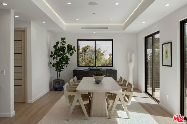 3 Bed Home for Sale in Los Angeles, California