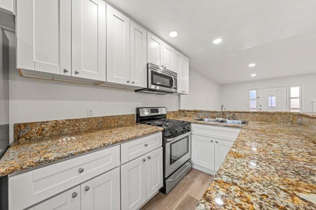 Detail Gallery Image 14 of 31 For 429 Colorado Ave a,  Chula Vista,  CA 91910 - 2 Beds | 1/1 Baths