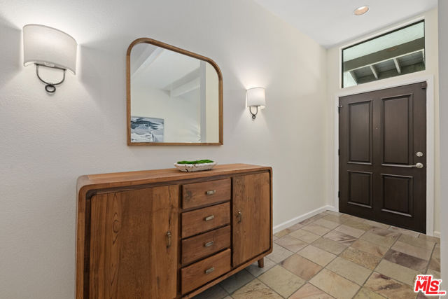 1553 Michael Lane, Pacific Palisades CA: https://media.crmls.org/mediaz/b5697969-d325-4906-a5cc-22aa8b2e73a0.jpg