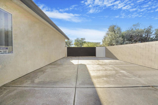 34620 Via Josefina, Rancho Mirage CA: https://media.crmls.org/mediaz/b56b0e1a-a351-43bd-9da7-d410561ad877.jpg