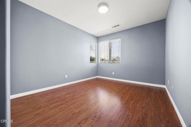 13418 Giro Drive, Bakersfield CA: https://media.crmls.org/mediaz/b56d30b5-9001-4833-b31e-1ed7276bb0b6.jpg