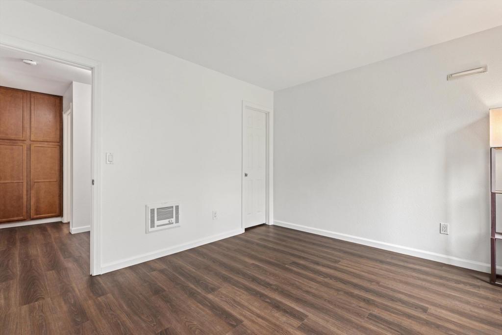 432 Edgehill Lane - photo 14