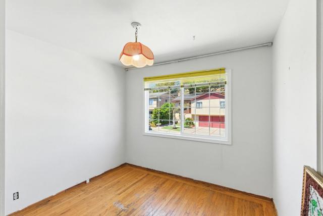 541 Diamond Avenue, South San Francisco CA: https://media.crmls.org/mediaz/b56d7500-a9fa-4fca-868a-f2448f74d280.jpg