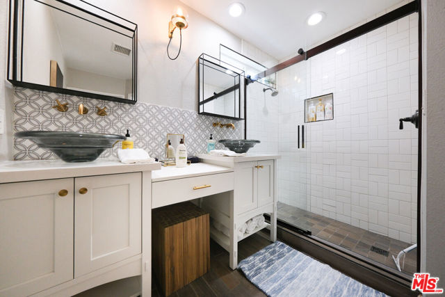 Image 12 of 28 For 67965 Verona Road