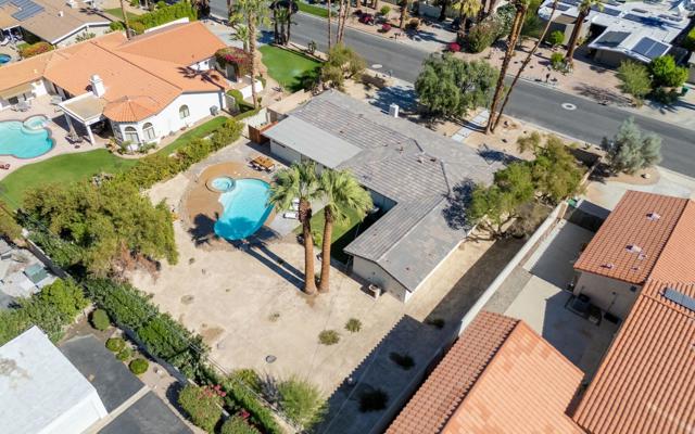 45715 Verba Santa Drive, Palm Desert CA: https://media.crmls.org/mediaz/b56da1ee-1be7-4ae0-9de6-7afbe5186d8c.jpg