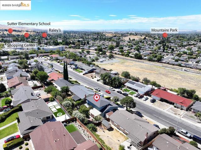 232 Boulder Drive, Antioch CA: https://media.crmls.org/mediaz/b56e4765-8dee-4ade-b327-a474a863c482.jpg