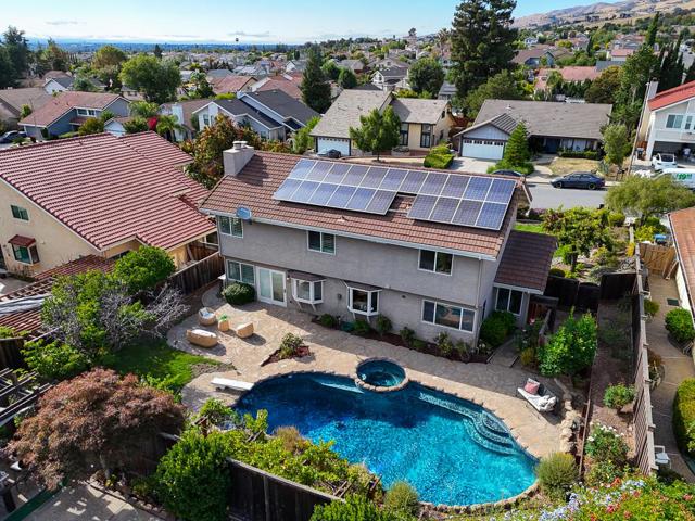 3484 Clover Oak Drive, San Jose CA: https://media.crmls.org/mediaz/b56e80a3-b95d-4a83-b412-fe61dd941fa5.jpg