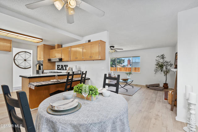 951 Tapies Court, Newbury Park CA: https://media.crmls.org/mediaz/b56edffd-274f-4b76-b3cb-3f8b29a7eea9.jpg
