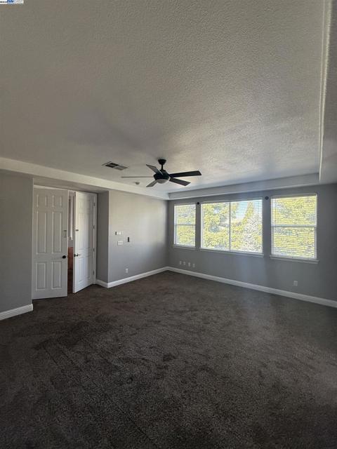 Image 33 of 44 For 9471 Mourverde Court