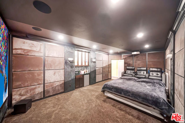 15624 Derrico Lane, Canyon Country CA: https://media.crmls.org/mediaz/b56fbf72-8c15-49e9-9dc1-e67cd055a042.jpg