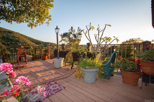 Detail Gallery Image 52 of 60 For 1330 Sugarbush Dr, Vista,  CA 92084 - 4 Beds | 3 Baths