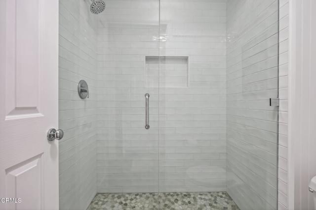 2314 Arcadian Shores Trail, Oxnard CA: https://media.crmls.org/mediaz/b5711430-3fbf-4f71-9591-fddefa50482d.jpg