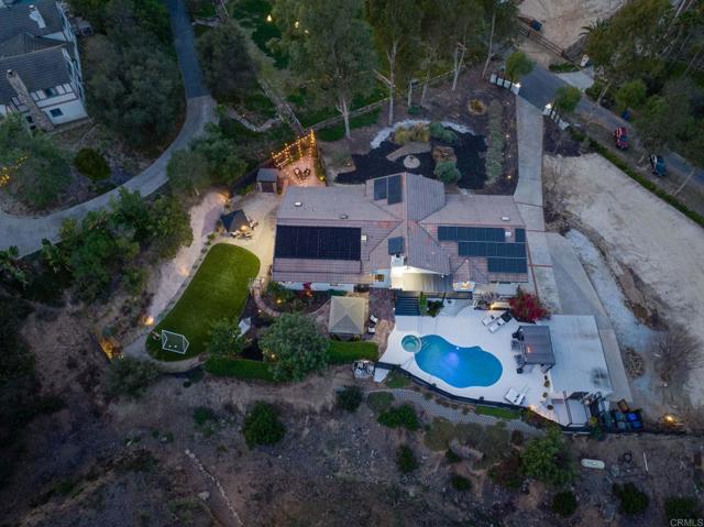 19950 Elfin Forest Ln, Escondido CA: https://media.crmls.org/mediaz/b5733658-2f03-4cd9-a116-d26b4d446759.jpg