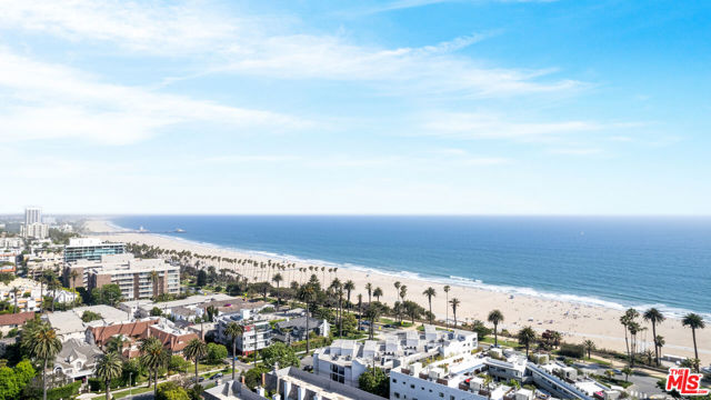 153 San Vicente Boulevard, Santa Monica CA: https://media.crmls.org/mediaz/b5739a75-a15b-4cc4-b3a8-7a6055d1c2b1.jpg
