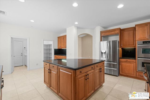 3764 Serenity Trail, Palm Springs CA: https://media.crmls.org/mediaz/b575da36-fd66-46bf-90f3-89ece096cced.jpg