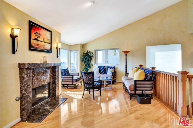 3681 Alta Mesa Drive photo 3