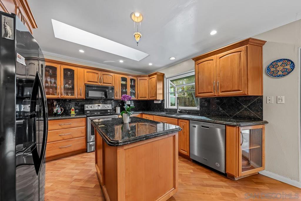 7212 Florey St - photo 15