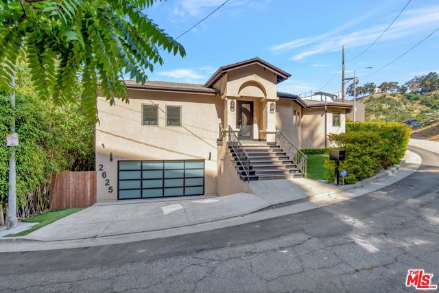 2625 Hargrave Drive, Los Angeles, California 90068, 4 Bedrooms Bedrooms, ,4 BathroomsBathrooms,Single Family Residence,For Sale,Hargrave,24411170