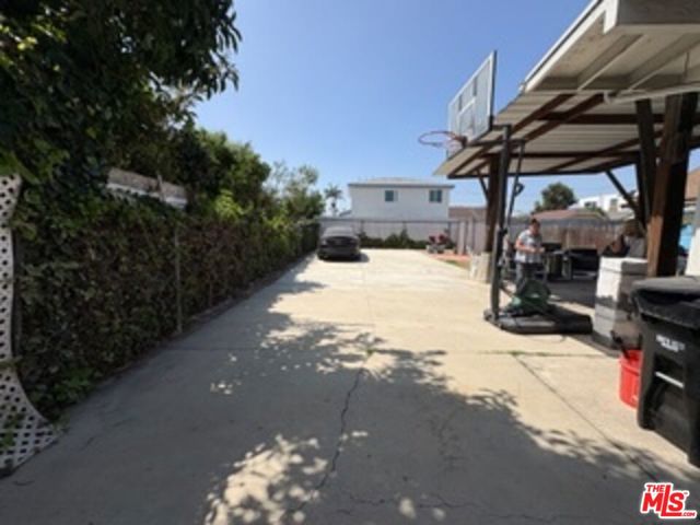 4 Bed Home for Sale in Los Angeles, California