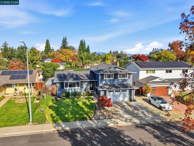 7519 Driftwood Way, Pleasanton CA: https://media.crmls.org/mediaz/b5780701-6d22-4bc1-a10a-718e5792f2bb.jpg