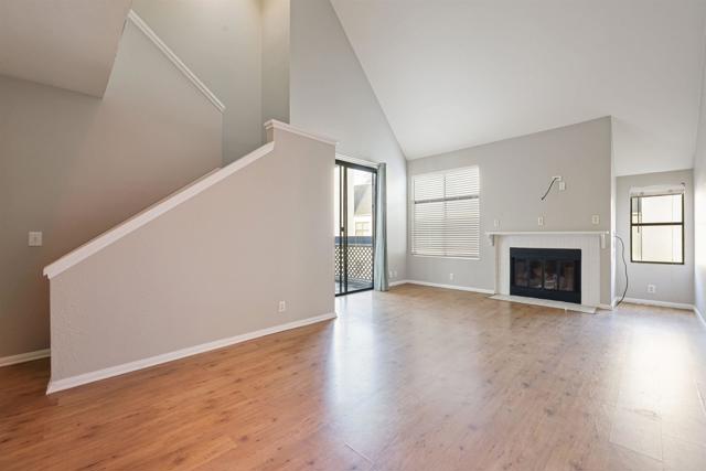 Detail Gallery Image 3 of 31 For 2232 River Run Dr #206,  San Diego,  CA 92108 - 2 Beds | 2 Baths