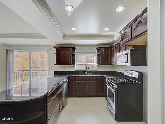 700 S Ardmore Avenue, Los Angeles CA: https://media.crmls.org/mediaz/b5794be1-cac2-4a48-b1dc-4820cf94f9b2.jpg