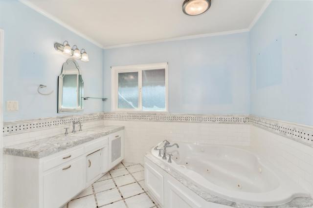 Image 21 of 73 For 9226 Briercrest Dr