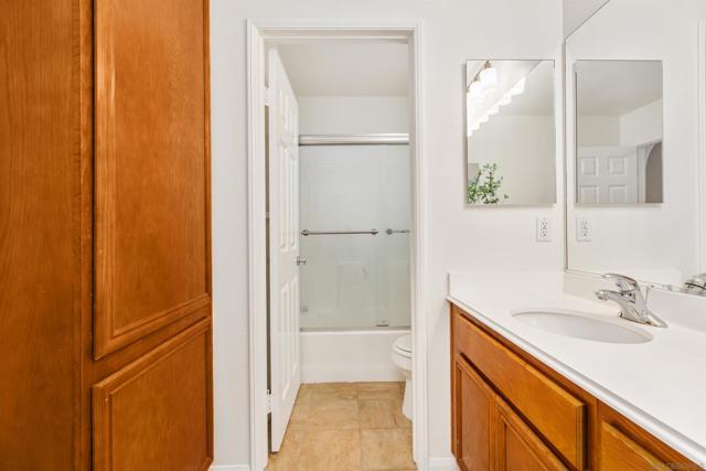 6065 Paseo Monona, Carlsbad CA: https://media.crmls.org/mediaz/b57a1e04-99a6-4401-8c2e-6fb0c483d0f6.jpg