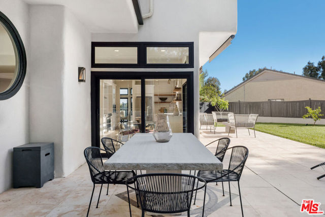 23458 W Moon Shadows Drive, Malibu CA: https://media.crmls.org/mediaz/b57aa535-b232-4f11-a996-2fab9130d16c.jpg