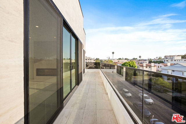 1414 S Beverly Drive Drive, Los Angeles CA: https://media.crmls.org/mediaz/b57af28b-1b30-4b7e-b0ea-59f0257672d6.jpg