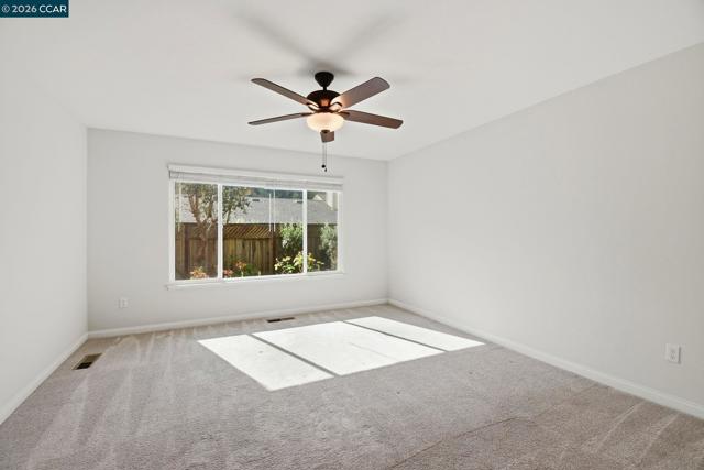 Image 22 of 37 For 6538 Stonecroft Ter