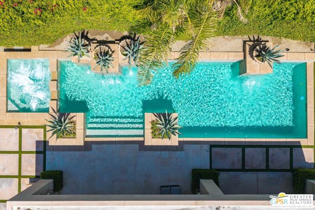 39700 Keenan Drive, Rancho Mirage CA: https://media.crmls.org/mediaz/b57b90a3-3f82-48aa-be3b-001fdbdec25a.jpg
