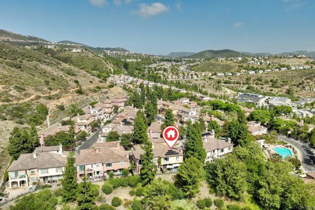 1367 Sky Ridge, San Marcos CA: https://media.crmls.org/mediaz/b57be127-0c89-44d5-b171-7f36309c1e7b.jpg