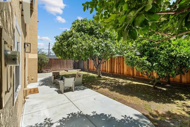 2316 Tulip Rd, San Jose CA: https://media.crmls.org/mediaz/b57c9bf7-33e1-4426-9039-174e29ca7de1.jpg